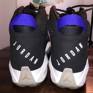 JORDANS🔥